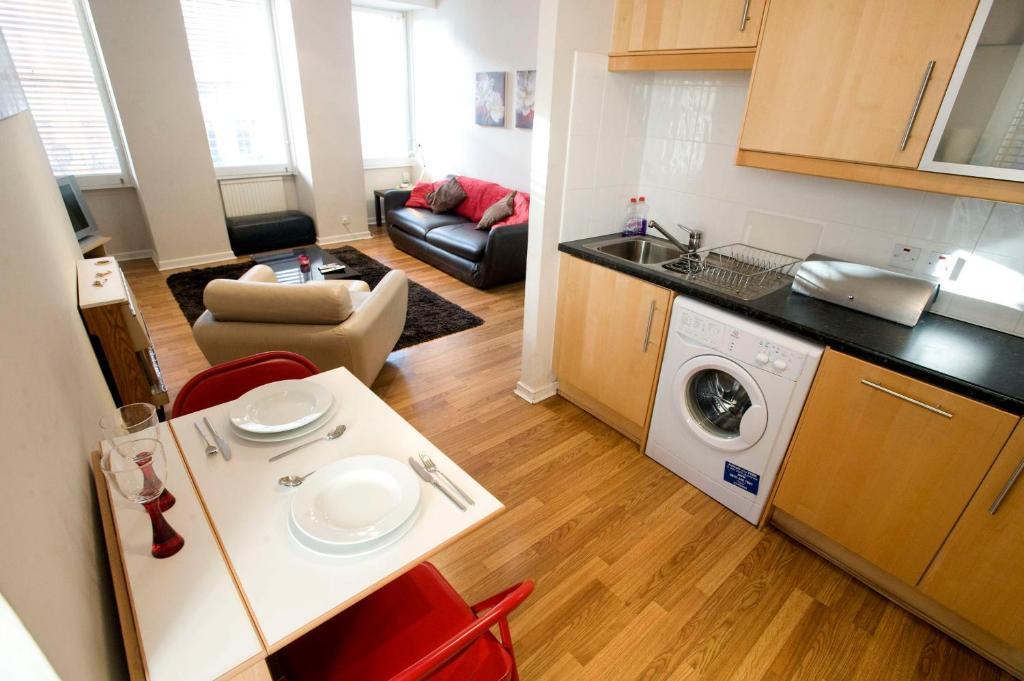 Innercitylets - Royal Mile Edimburgo Habitación foto